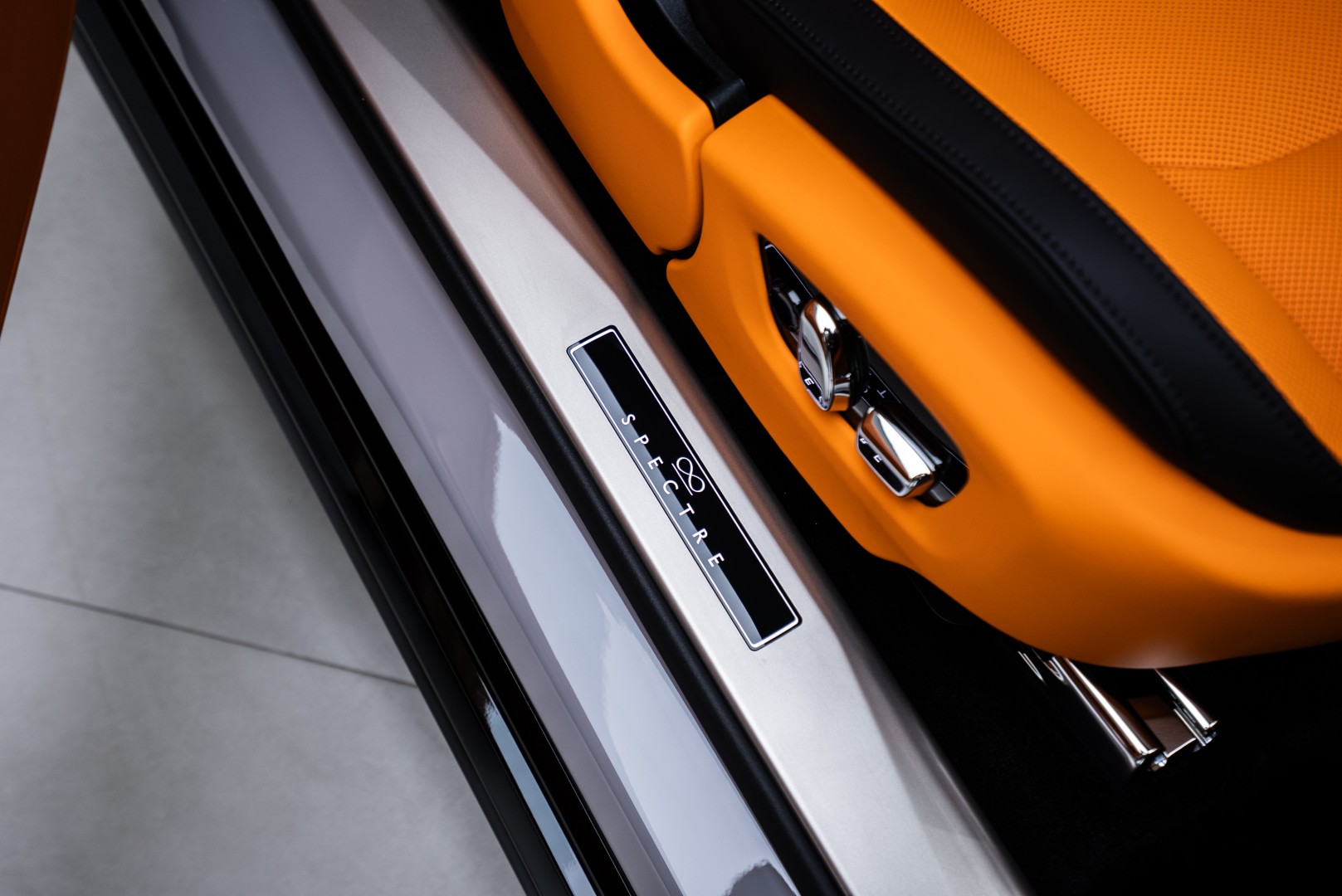 2025 ROLLS ROYCE SPECTRE |BLACK BADGE | FULL OPTION